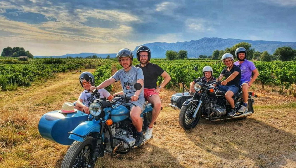 Sainte-Victoire vineyards wine tour - Photo 1